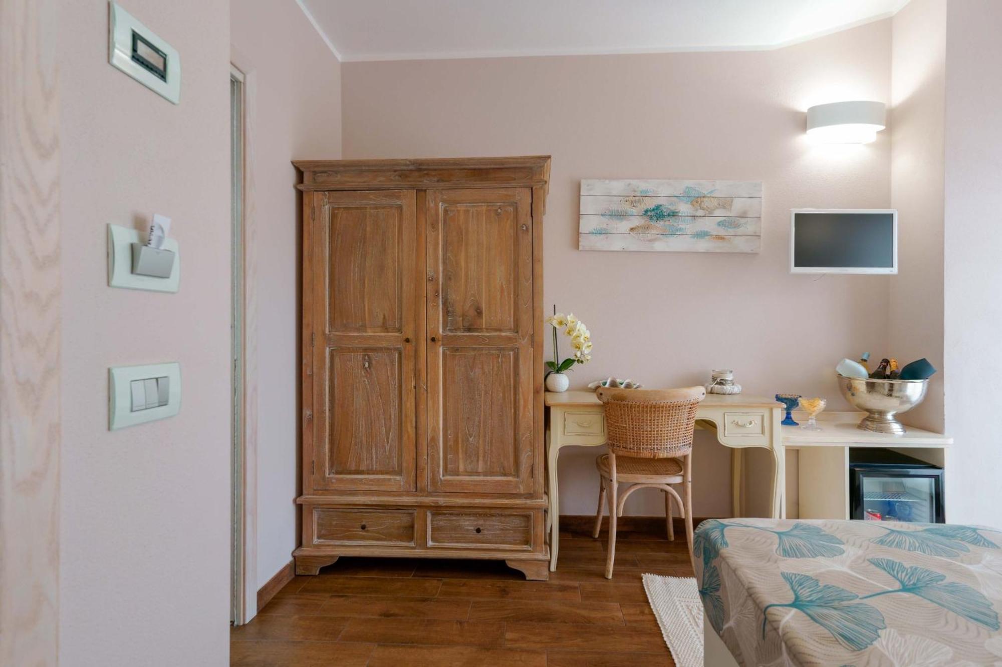 Bed and Breakfast La Rosa Dei Venti Villasimius Exterior foto