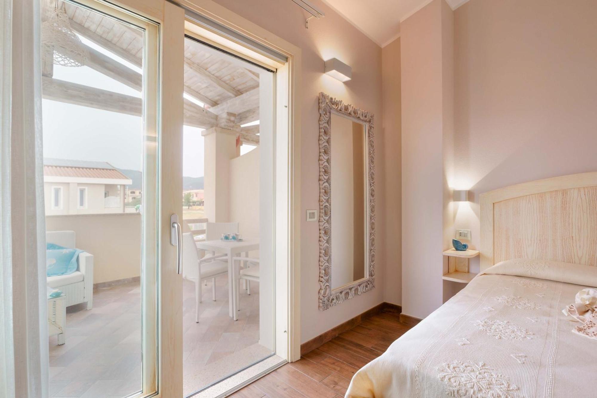 Bed and Breakfast La Rosa Dei Venti Villasimius Exterior foto